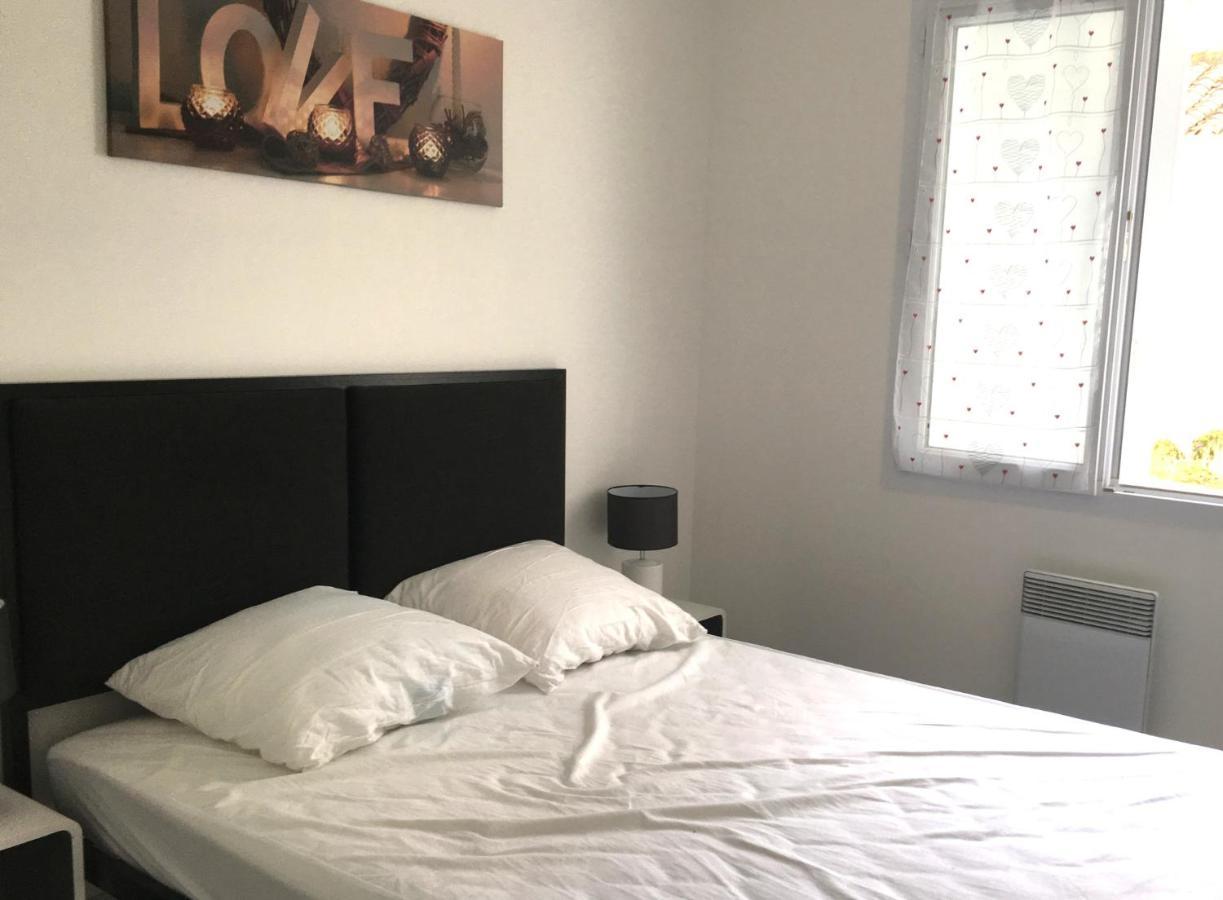 Maison 5 Pers. A La Tranche Sur Mer, Proche Plage, Terrasse, Garage, Dordonnee - Fr-1-357-109 Bagian luar foto